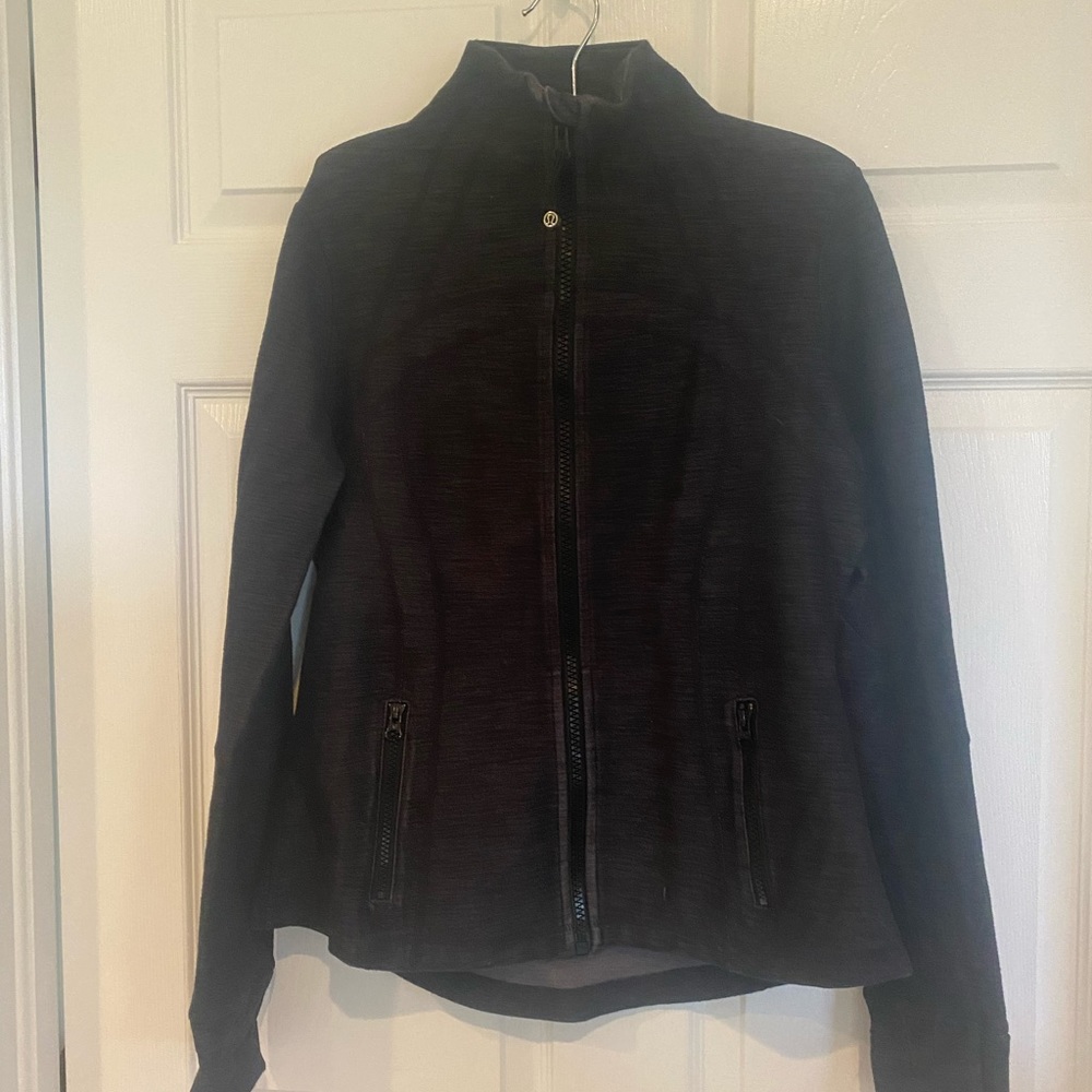 Lululemon sweatshirt